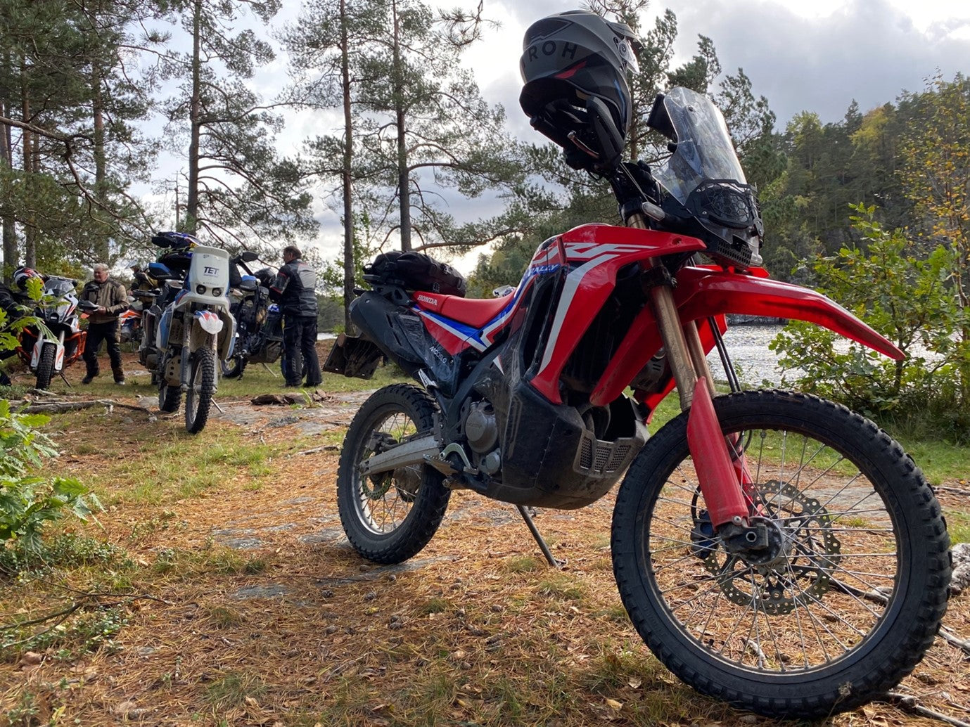 Test av Honda CRF300 Rally : Grusveien inn til pur lykke, mestring og kjøreglede