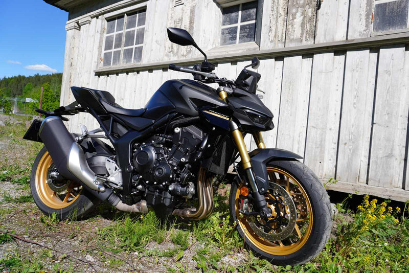 Test av Honda CB1000 Hornet SP:  Kul, enkel, morsom, heftig og presis