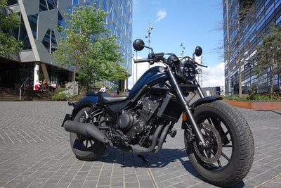 Test av Honda Rebel 500 M: Kul feel-good maskin til en veldig fornuftig penge