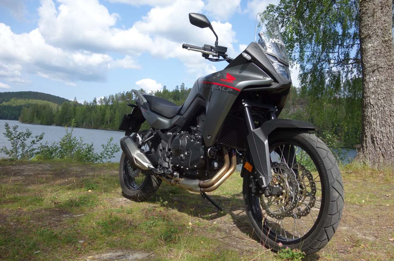 Test av Honda Transalp XL 750: Legenden er tilbake